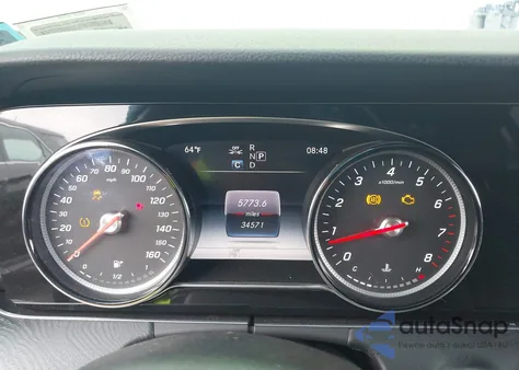 2019 Mercedes-Benz E 300 4Matic из США, поврежденный, VIN WDDZF4KB6KA625307